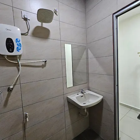 Warni 45 Whole Or Room Muar Exterior photo