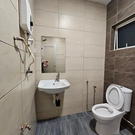 Warni 45 Whole Or Room Muar Exterior photo