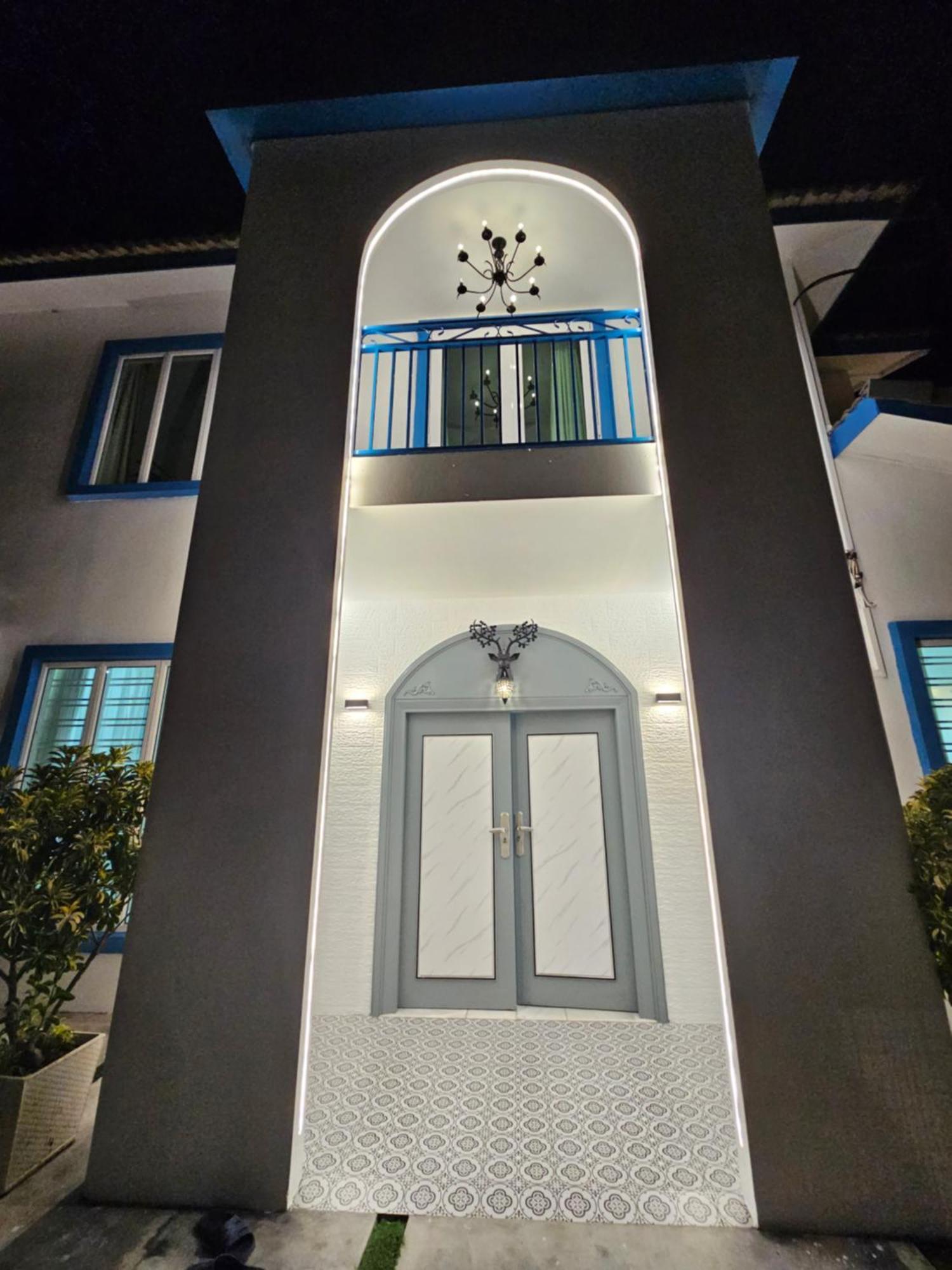 Warni 45 Whole Or Homestay